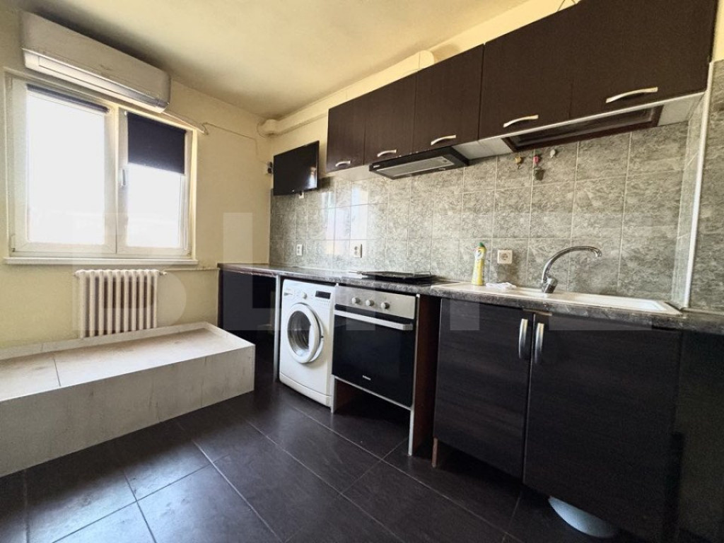 Camera de camin, 12 mp, zona Florilor