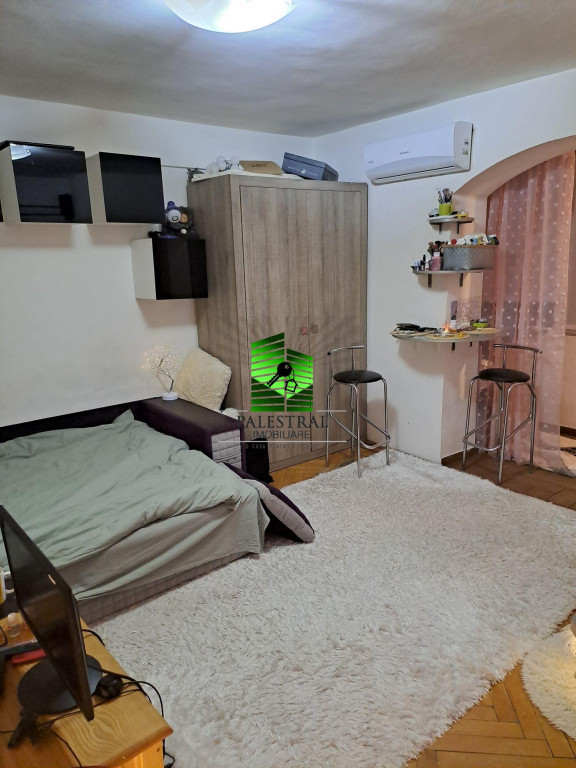 Garsoniera Centrul -Civic,mobilata 61200 Euro