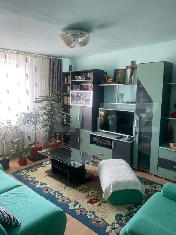 Apartament 3 camere, loc de parcare inclus, zona Sud