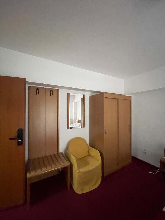 Spatiu turistic situat in Busteni,pensiune,restaurant