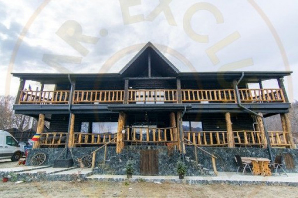 0% Comision! Pensiune sau afacere la cheie in Loc. Nucsoara,