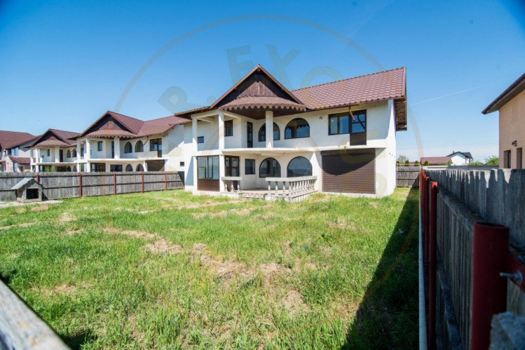 Casa Bradu - Str Scoartei (zona Primariei) - teren 400 mp