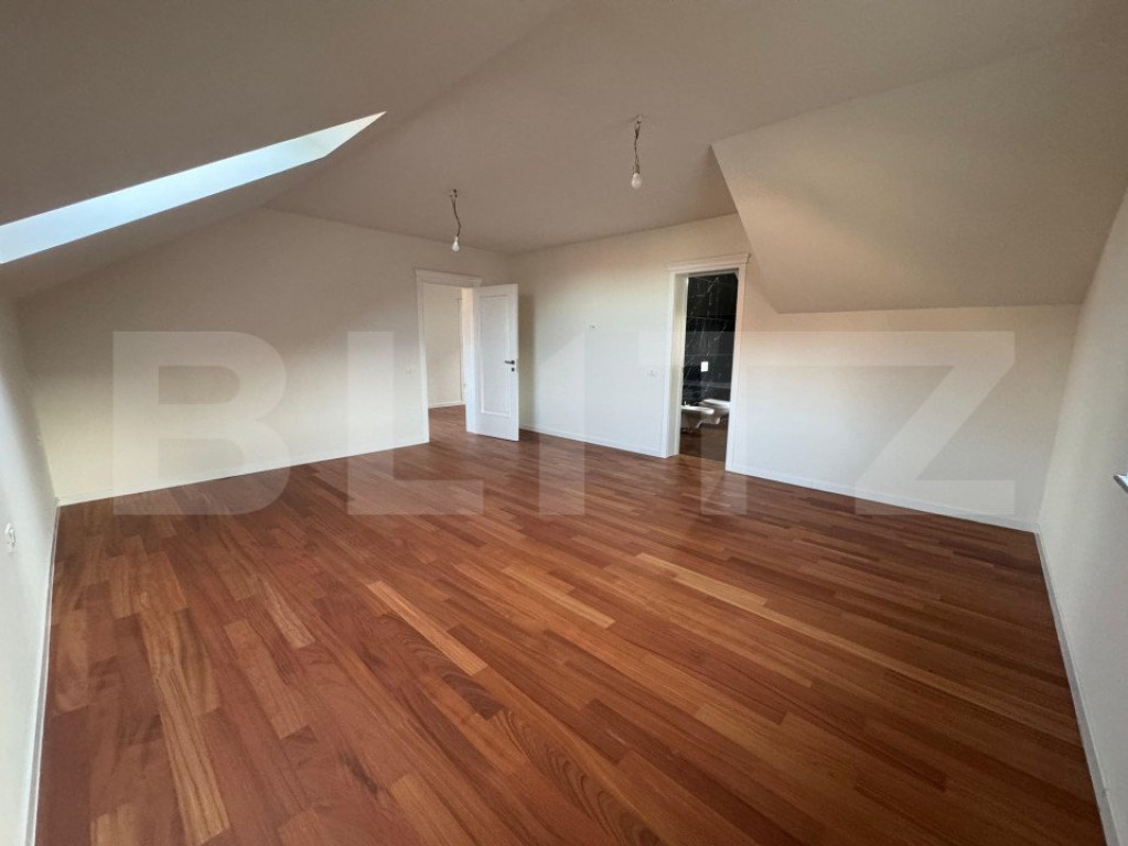 Casă 4 camere, 257mp, zona Zăvoi.