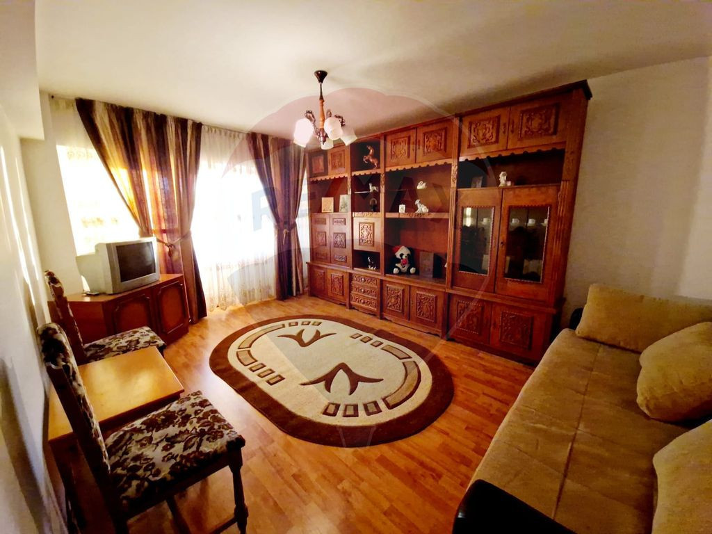 CHIRIE Apartament 2 camere Filiasi 250 Euro/luna