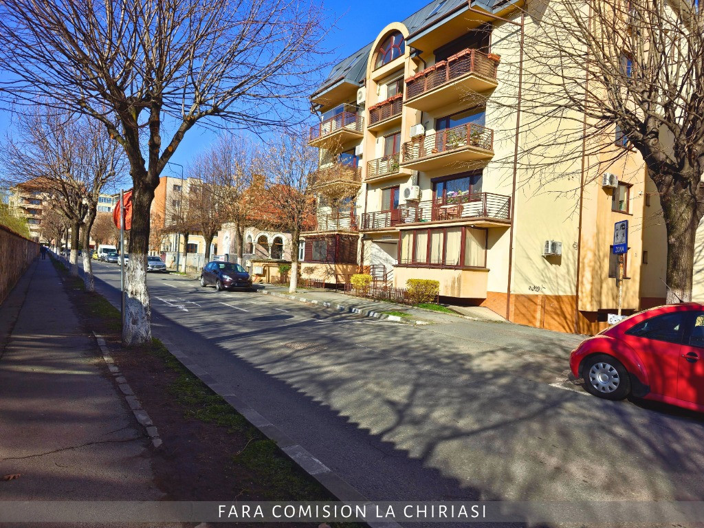 DE INCHIRIAT - 2 CAMERE ZONA CENTRALA