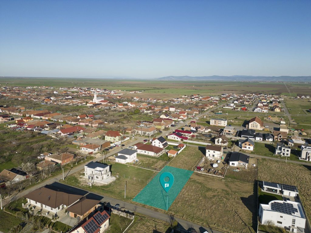 Teren 1.090mp, Livada