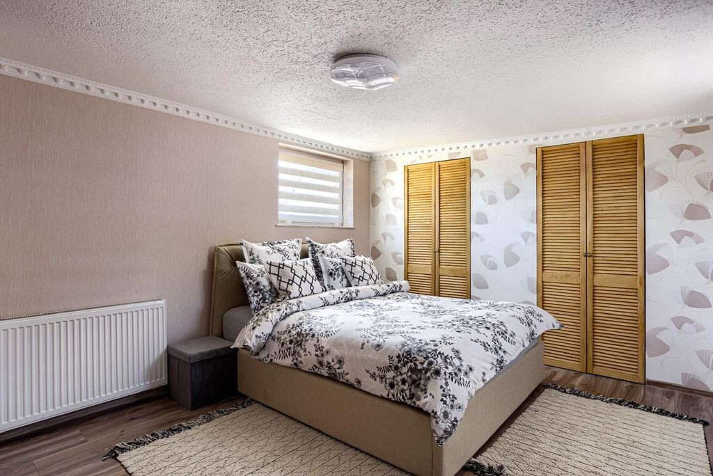 Garsonieră în zona Romanilor