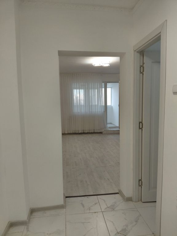 Garsonieră de vânzare în Țiglina 1, aproape de Falez?...