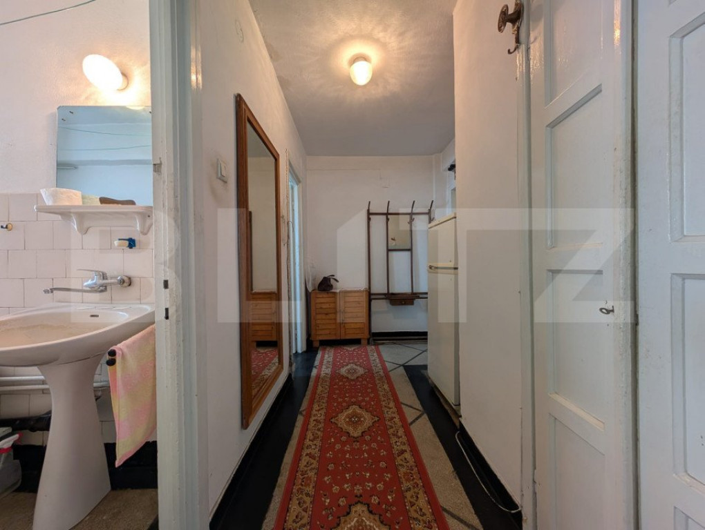 APARTAMENT CU 2 CAMERE, 50 mp, zona ultracentral