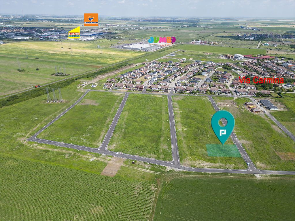 Loc de casa de 476 mp în Via Carmina