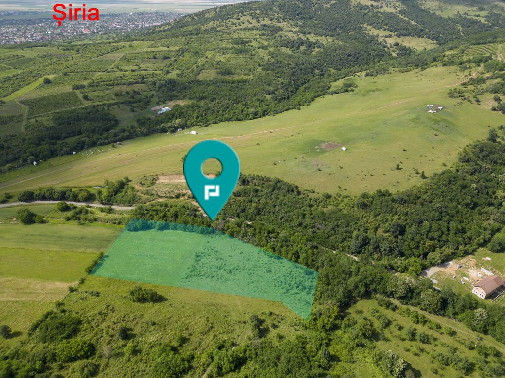 Teren intravilan lîngă mănăstirea Feredeu