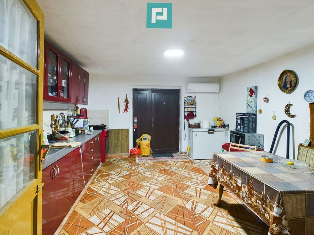 Casă cu 3 camere în Periam Port județ Timiș