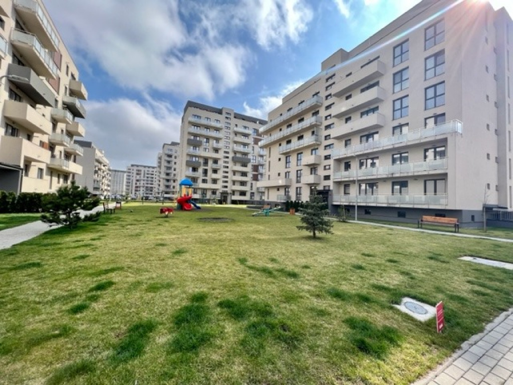 CC/888 De închiriat apartament cu 3 camere în Tg Mureș - Maurer