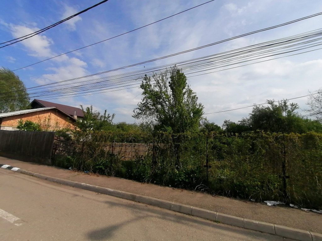 Teren intravilan suprafata 607 mp, zona Bariera Bucuresti, P