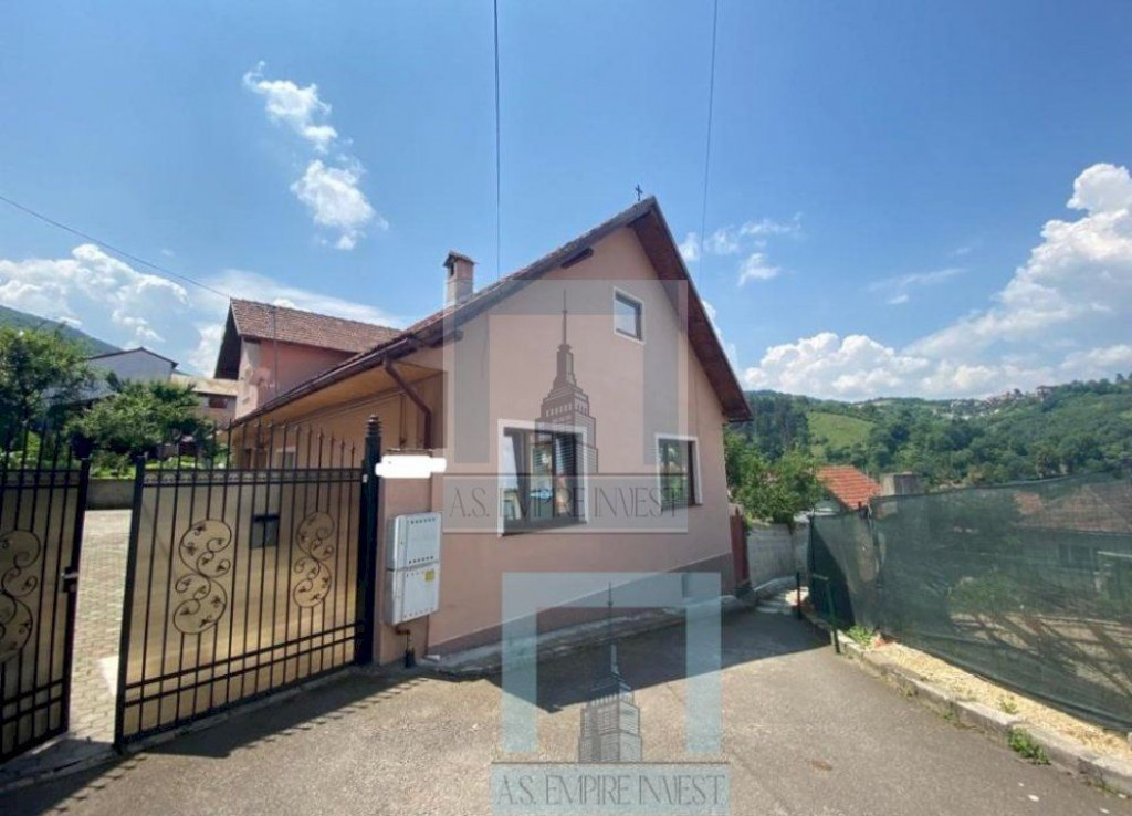 Casa 5 camere,singur in curte,550 mp teren - zona Schei (...