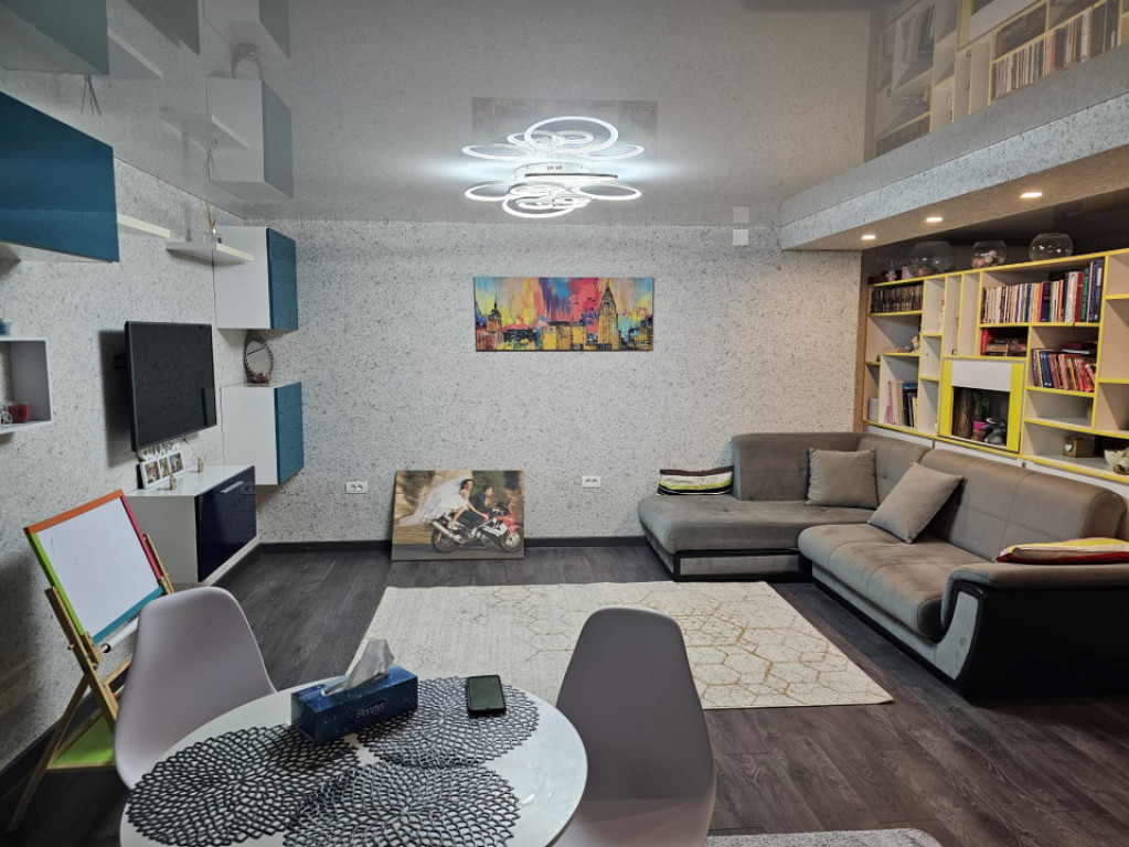 Casa situata in zona DACIA