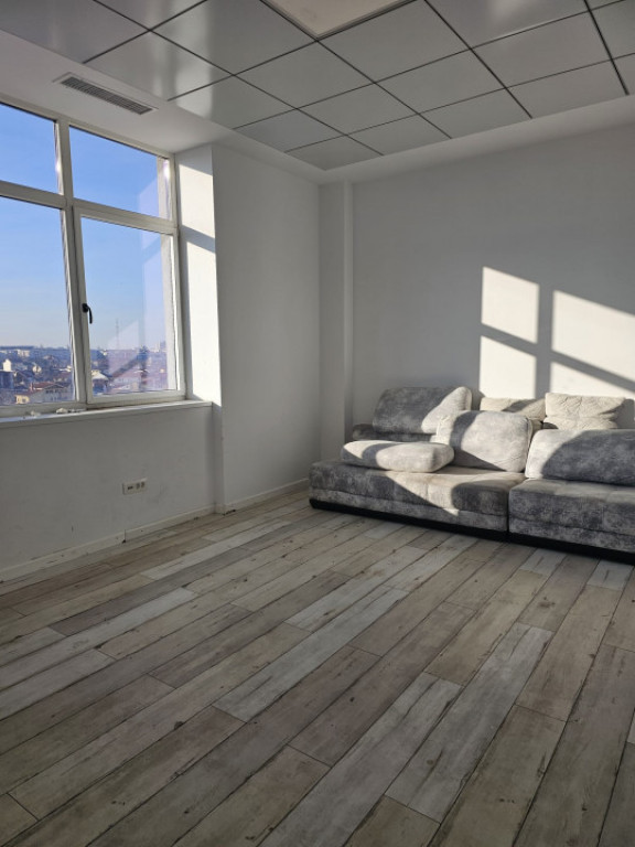 Spatiu birouri situat in zona Trocadero