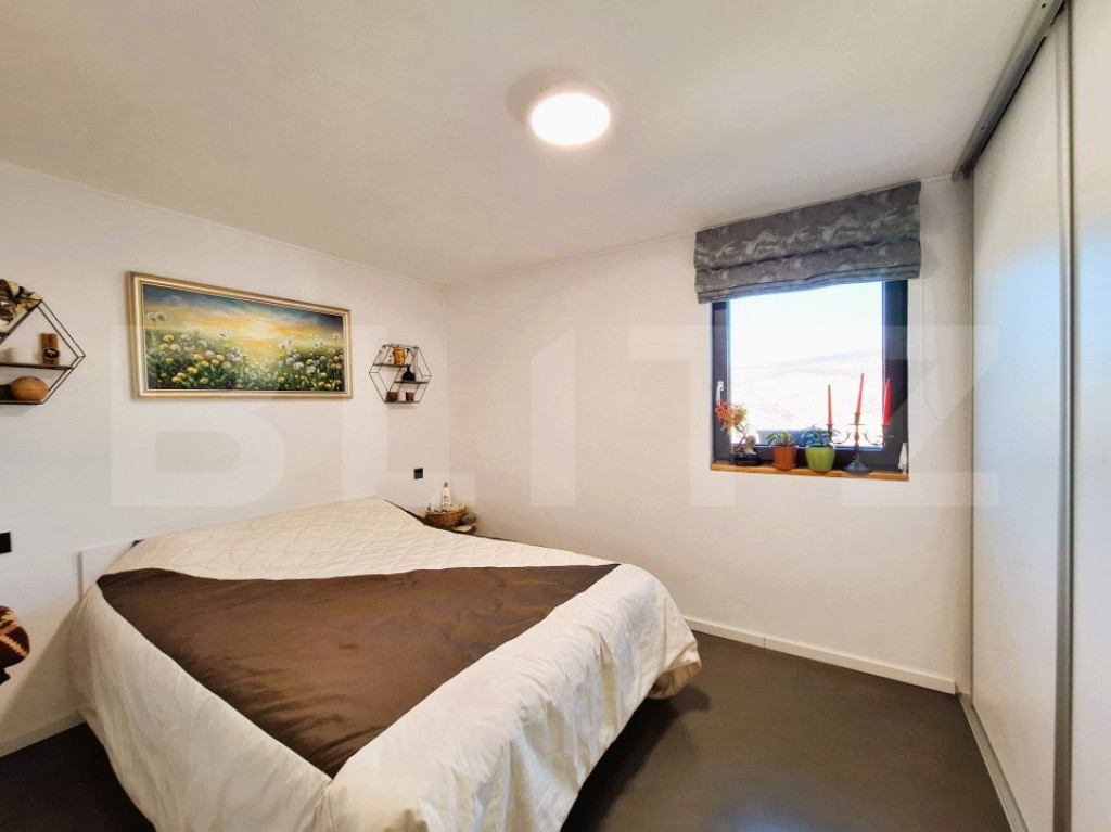 Casa deosebita, 5 camere, garaj, zona Popesti