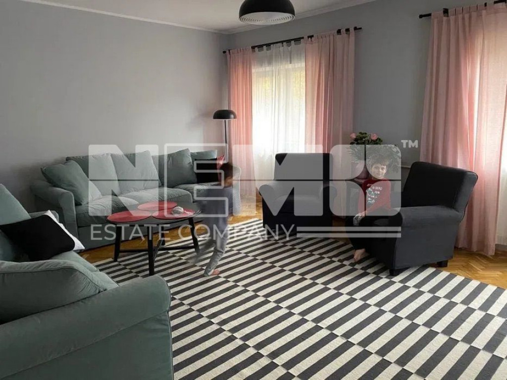 Casa Etaj 1+2 I 95 Mp I Suceava/Central I 800 Euro/Luna