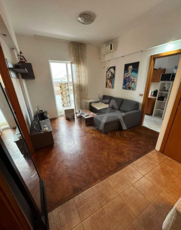 Apartament 2 Camere | P-ta Romana | 2 minute de statia de me