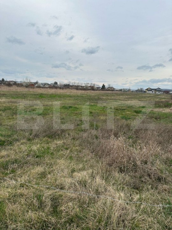 Teren intravilan cu toate utilitatile disponibile Dragomires