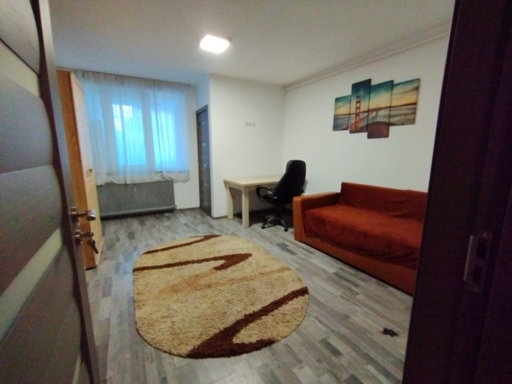 Independentei, gars. parter