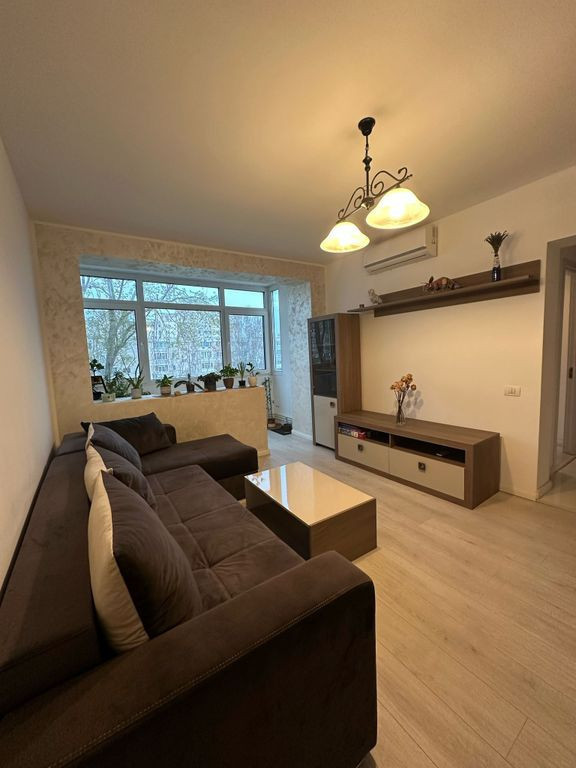 Tomis 2 Mircea-apartament 2 camere mobilat modern cu gaze