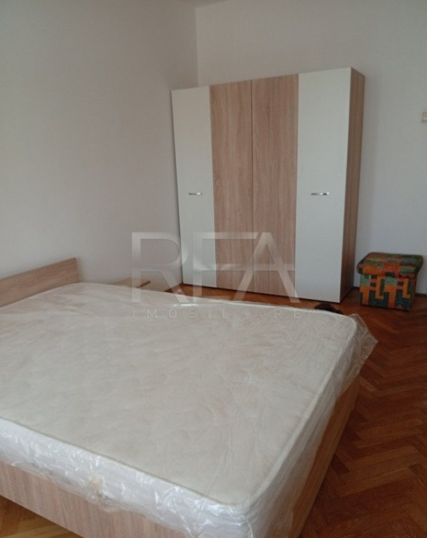 Garsoniera bdul Dacia /centru / Bloc 1976 /