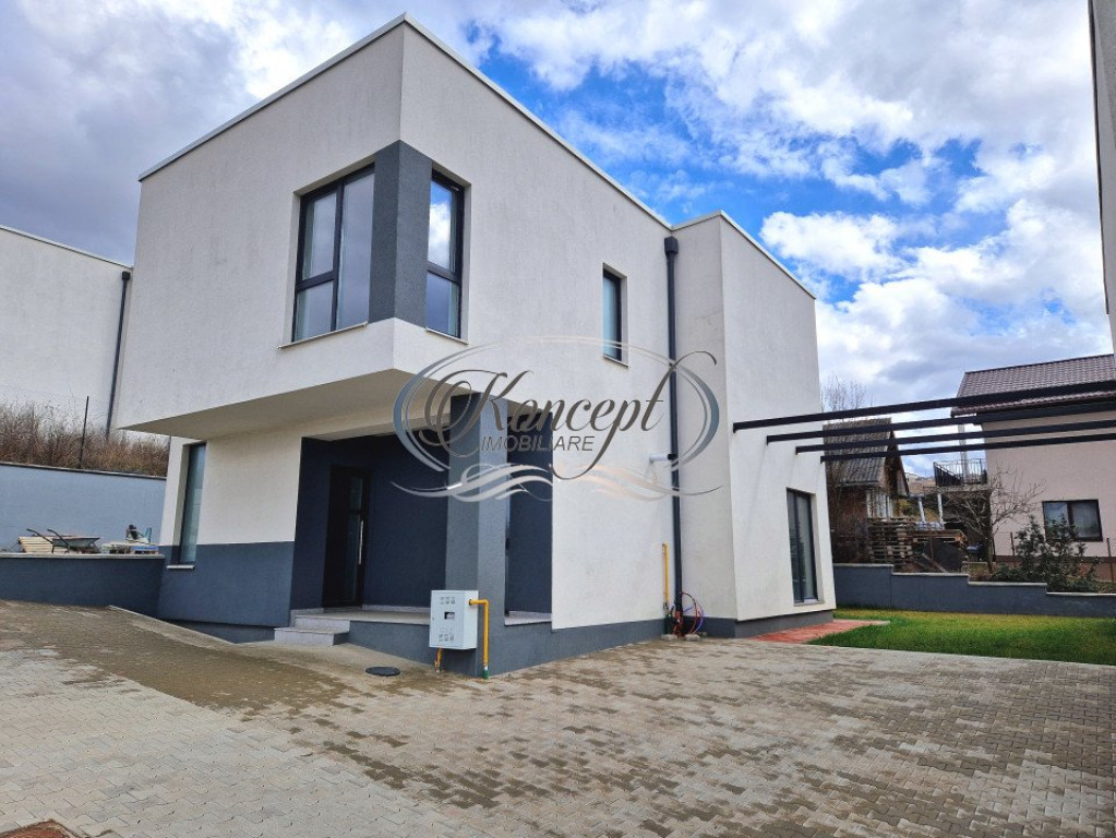 Casa individuala finisata in Dezmir