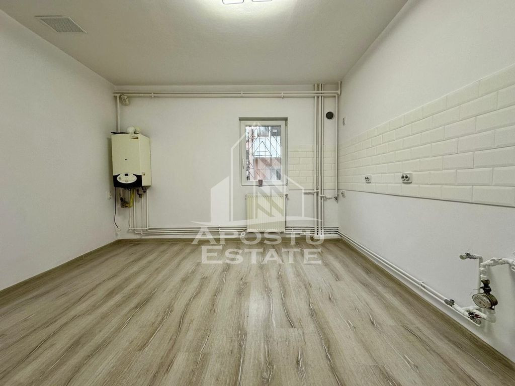 Apartament cu 2 camere, centrala proprie, zona Girocului