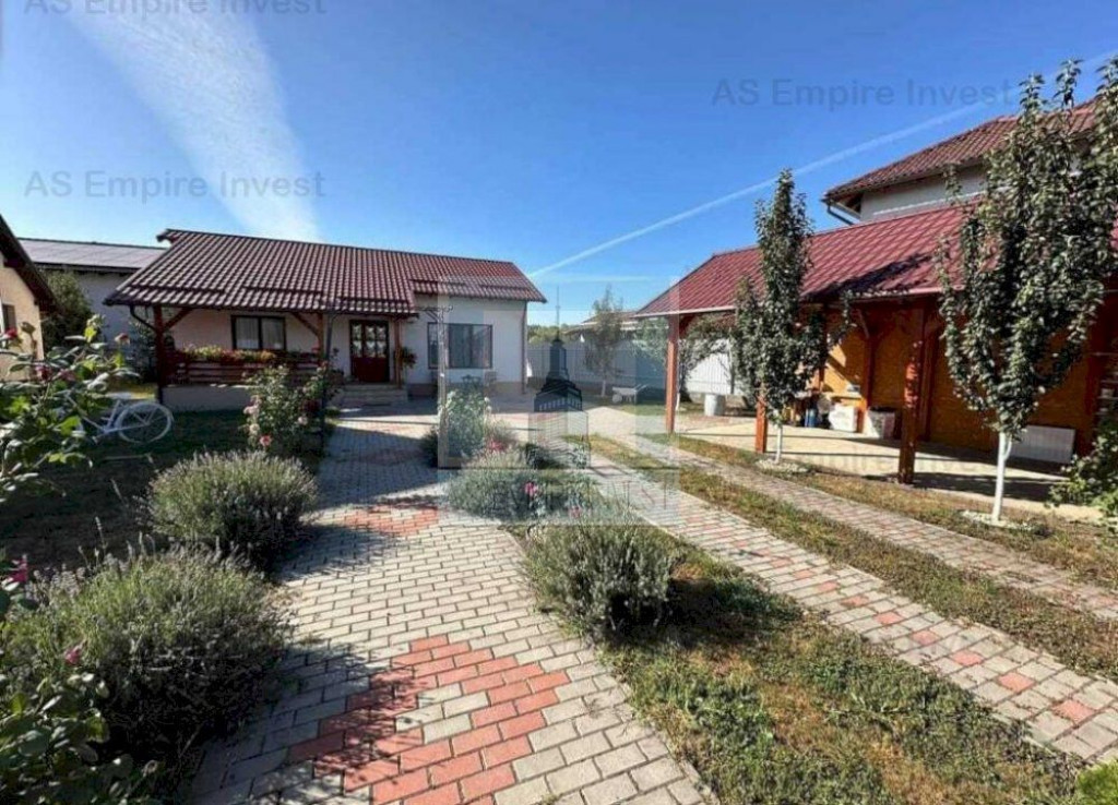 Casa/Villa mobilata/utilata - zona Stupini