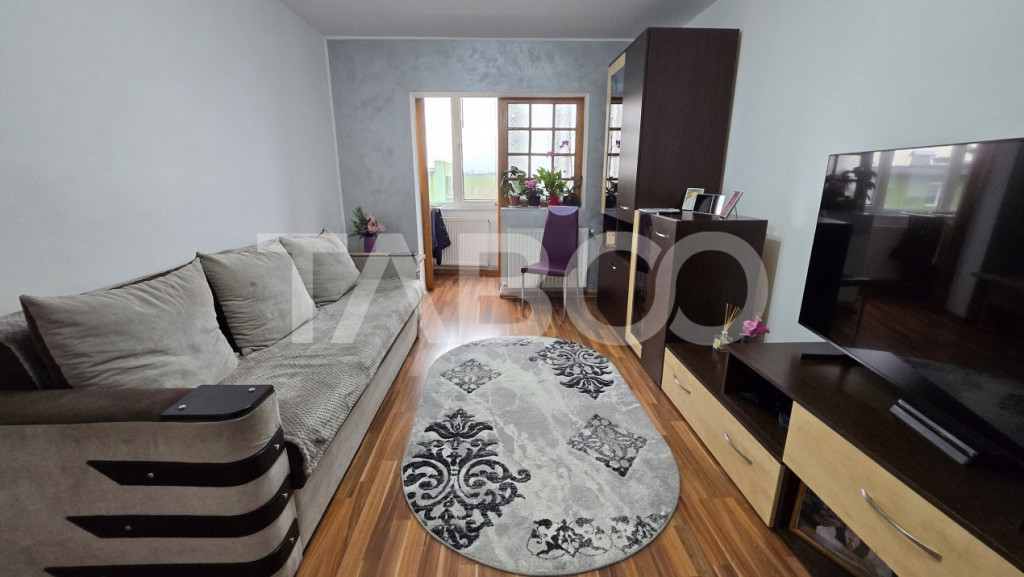 Apartament 2 camere decomandat etaj intermediar Stupini