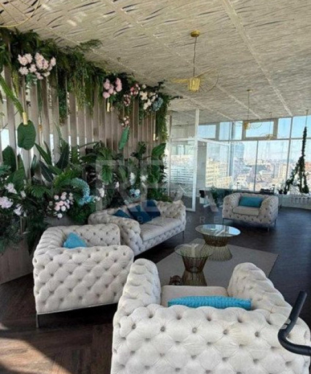 SPATIU ULTRACENTRAL RESTAURANT PANORAMIC