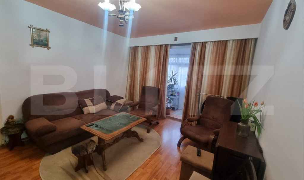 Apartament 2 camere, semidecomandat, 42 mp, Nantere