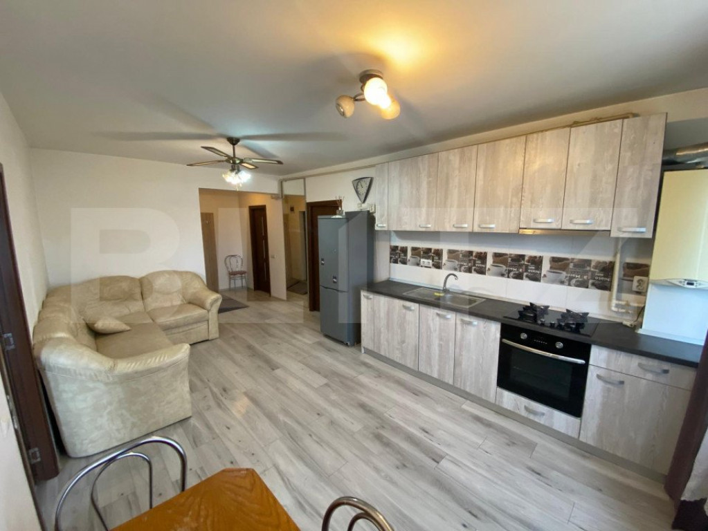 Apartament 3 camere,50mp, parcare, et. intermediar, lift, la