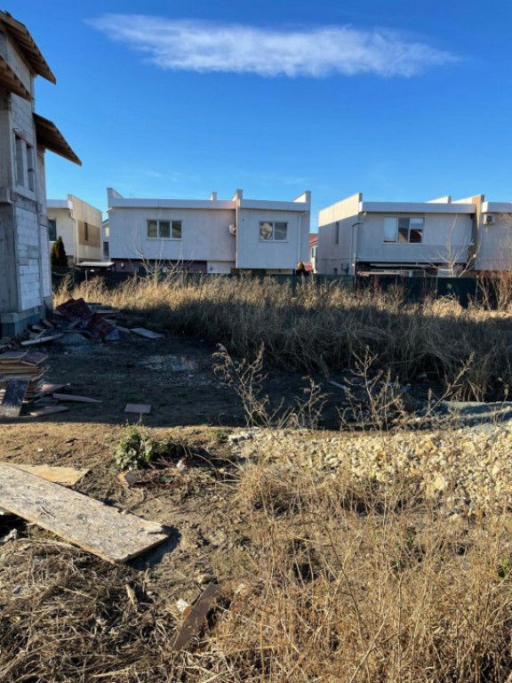 Casa P+1 si teren situat in zona KAMSAS, cartier case