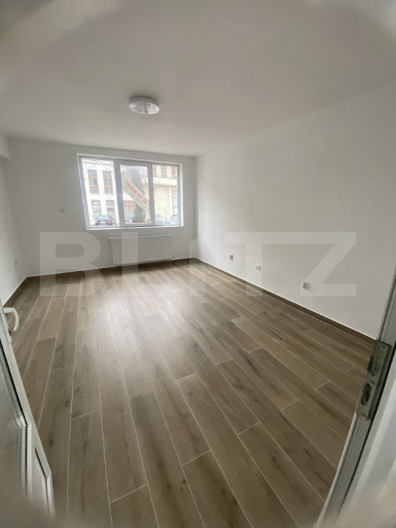 Birouri de închiriat, 3 incaperi, 55 mp, zona ultracentrala