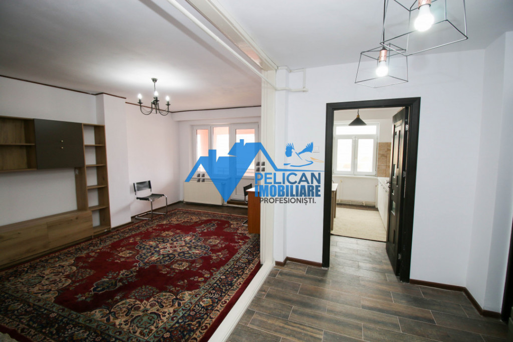 Ultracentral, Apartament deosebit, 3 camere, Etaj 2