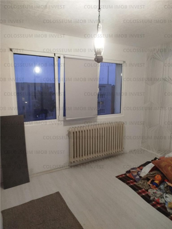 Apart 2 camere, confort 1, zona Gemenii! De renovat!