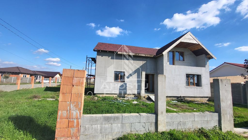 Casa individuala cu 6 camere si teren de 780 mp,Parta,com...