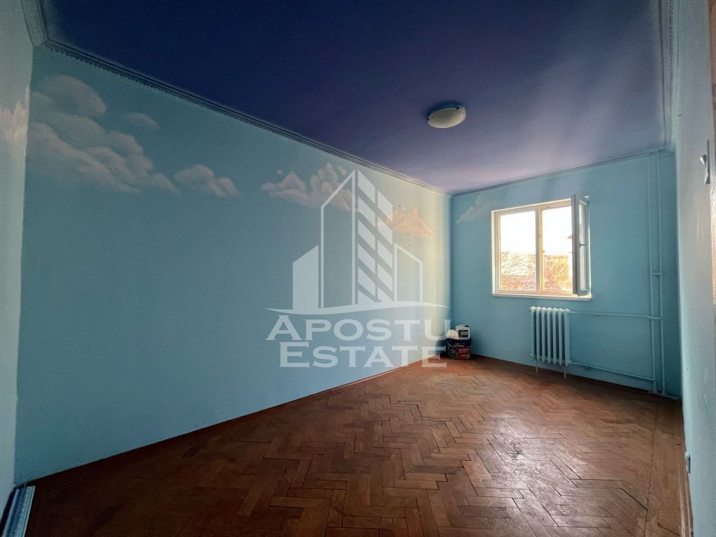 Apartament cu 2 camere, etajul 2, bloc reabilitat, zona S...