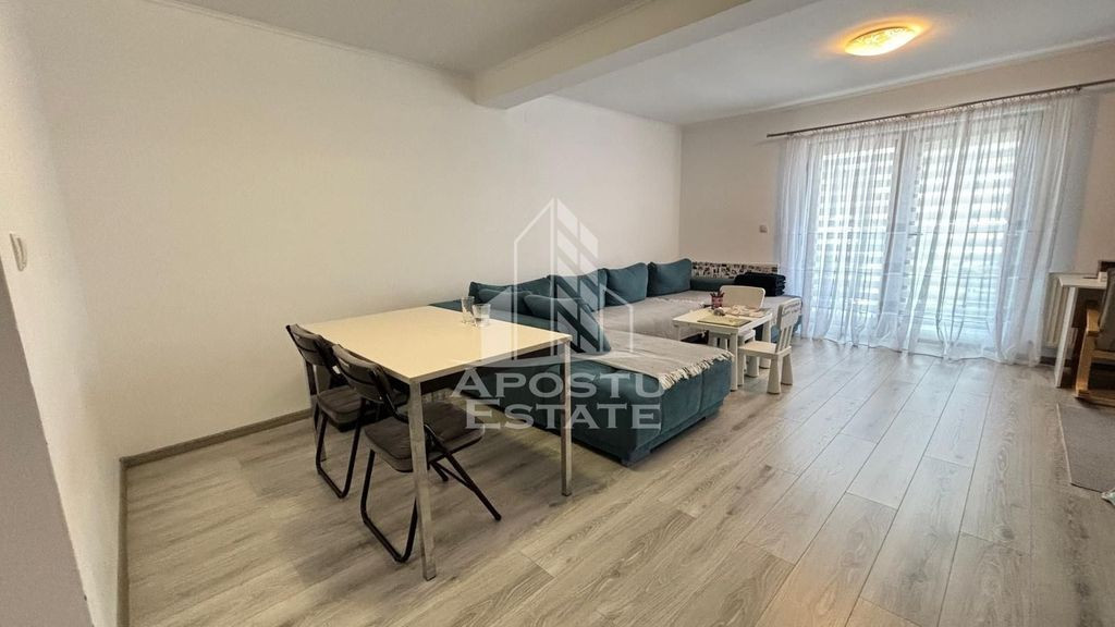 Casa insiruita cu 4 camere in Calea Urseni, drum asfaltat