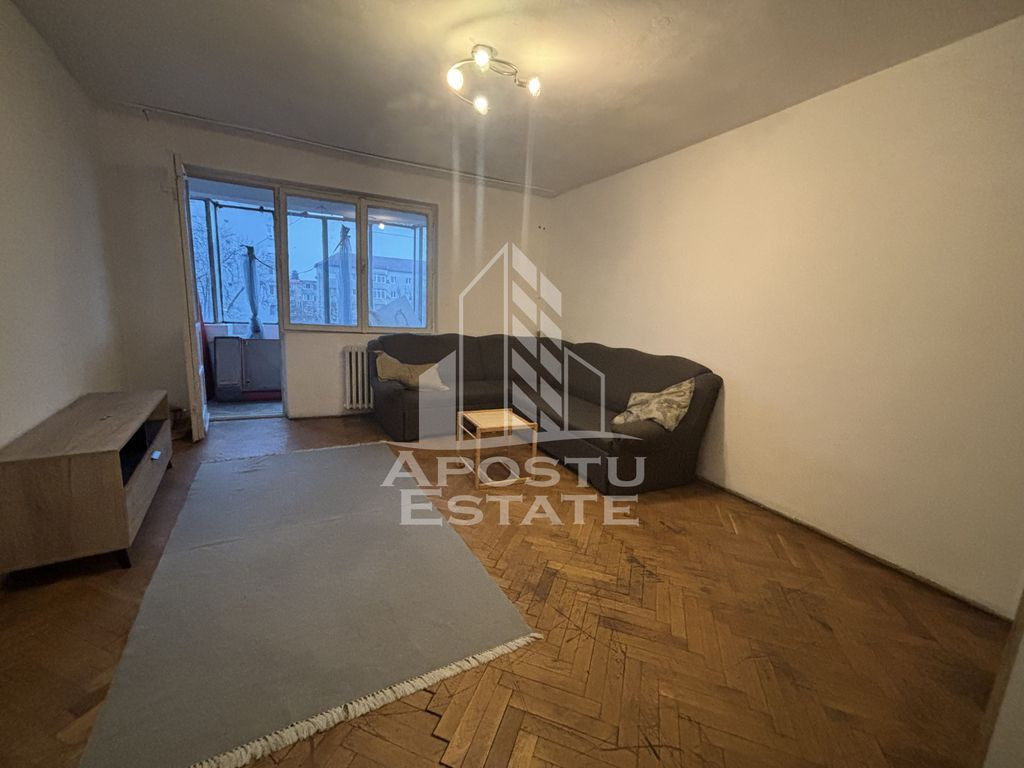 Apartament cu 3 camere si două băi in zona Sagului, dec...