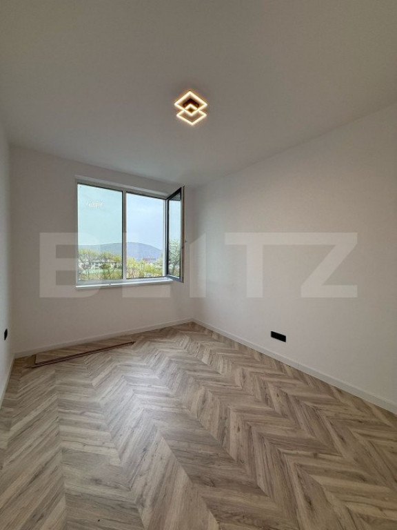 Apartament cu 3 camere, 54 mp, zona Selimbar