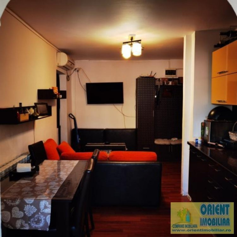 Anda, decomandat, 2 camere, 54mp, gaze, vanzari Constanta