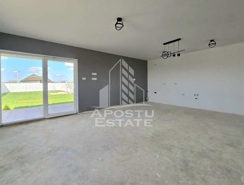 Duplex cu 3 camere, 2 bai, terasa acoperita si teren gene...