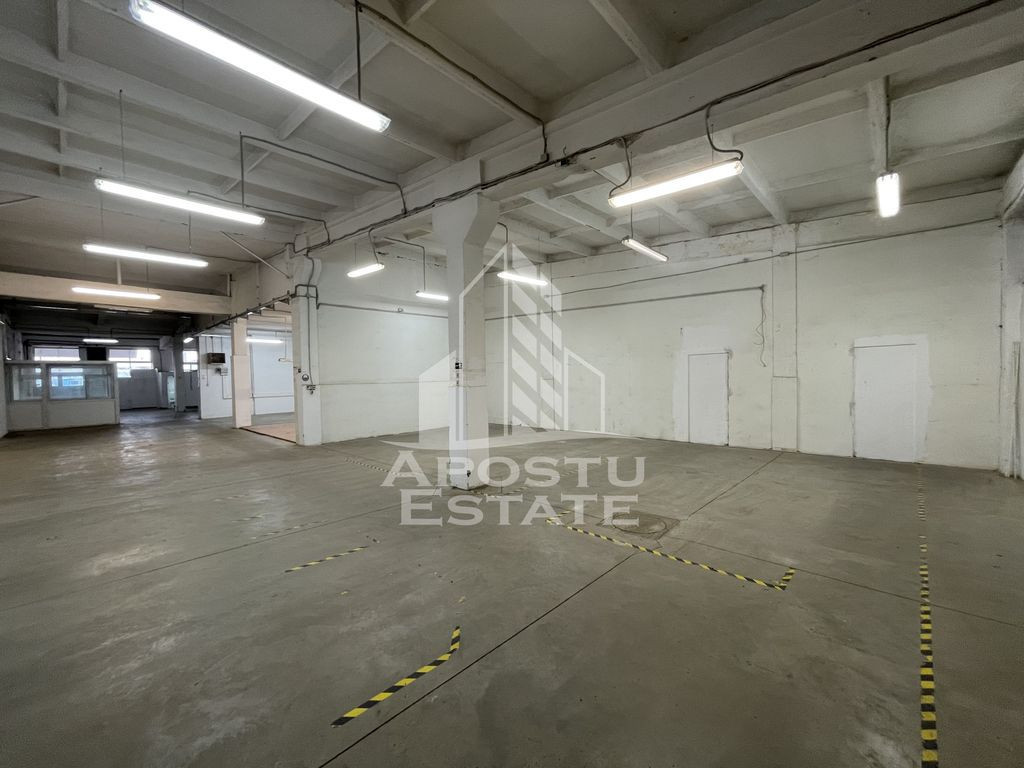 Hala de 670 mp cu birouri 50 mp, Zona Semicentrala