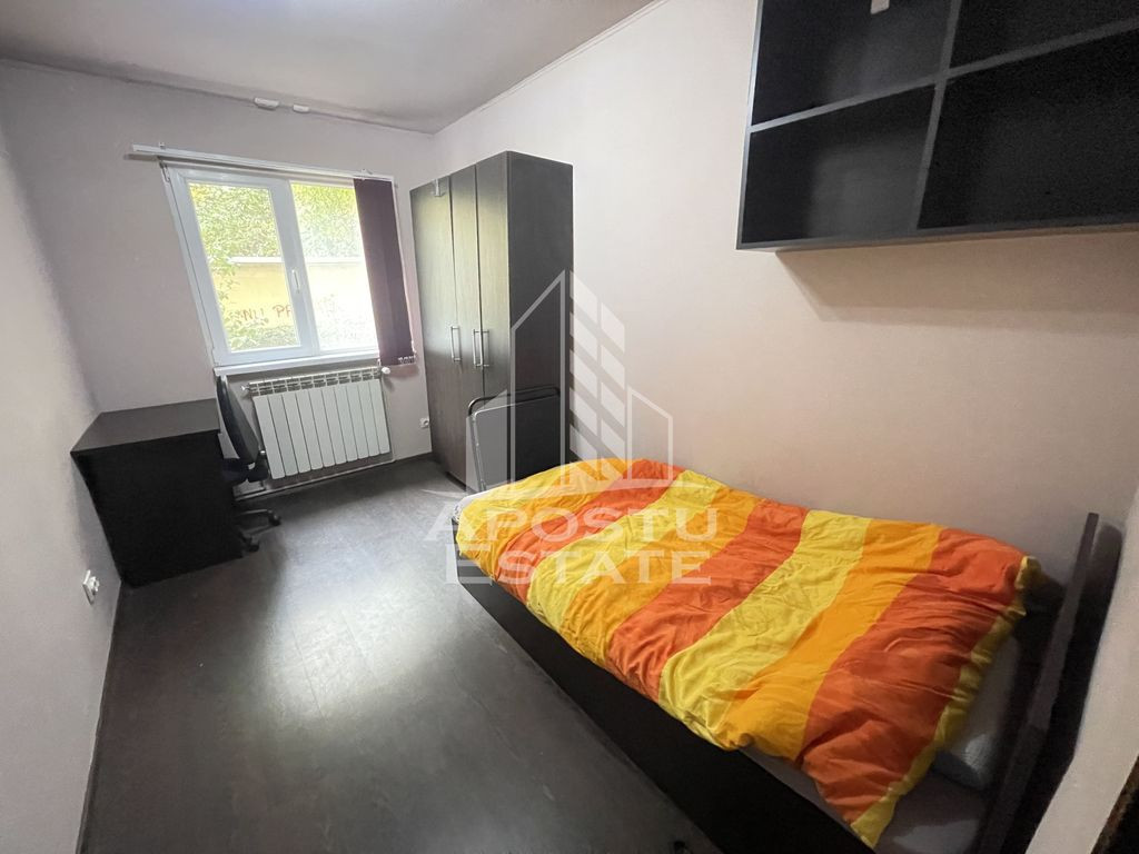 Apartament 3 camere, decomandat, etaj Parter, pe Take Ion...