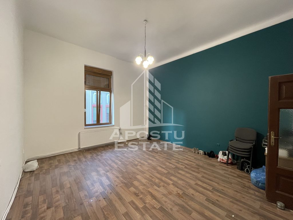 Apartament, 47 mp, 2 camere, Piata Unirii