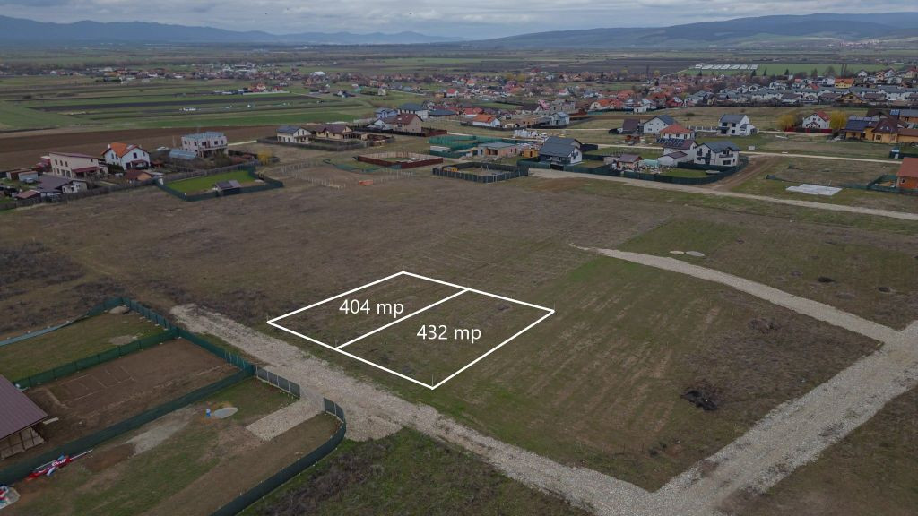 Locuri de case în Bod: 432 mp și 404 mp